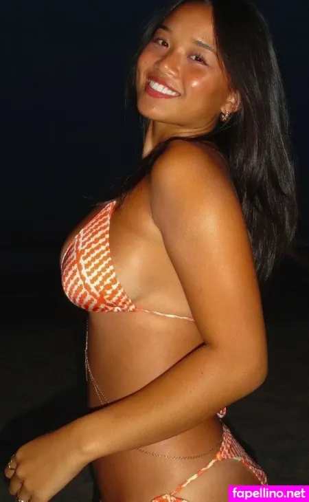 Tiffany Wen OnlyFans Thumbnail #ZKkHaJe6C1