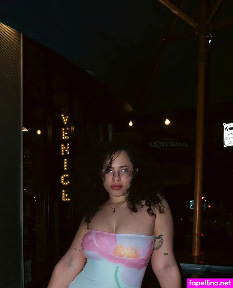 Tiffany Harvey, thetiffanyflowers Nude Leaked OnlyFans Photo #ZLer8KyUSJ