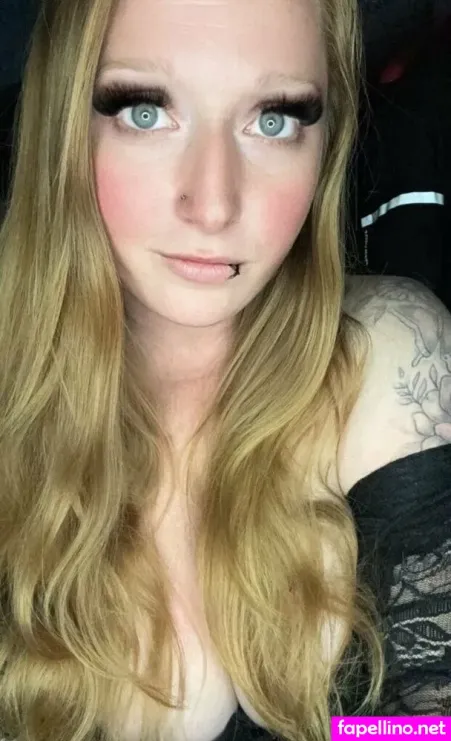 Tiffanyluv3 OnlyFans Thumbnail #9FHYT6ad3G