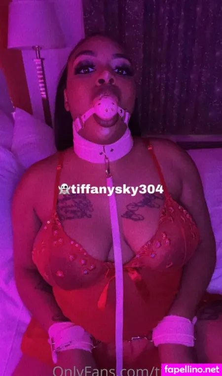 Tiffanysky OnlyFans Thumbnail #Lj1lK4Ayw0