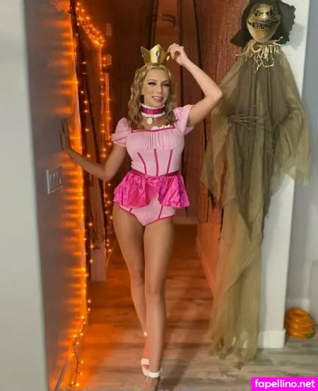 Tiffanywatsonfree OnlyFans Thumbnail #uiVwkOPNHF