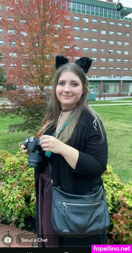 Tiffcakes21 OnlyFans Thumbnail #UrgbWyYKWT