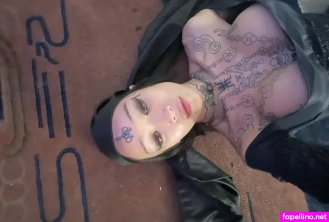Tightcorsetloosemorals OnlyFans Thumbnail #SvexYn5Hdz
