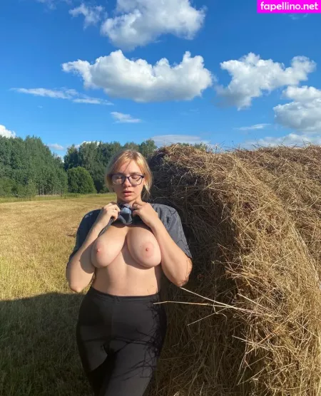 Tihomirova Natali OnlyFans Thumbnail #5yC1hL9FoS