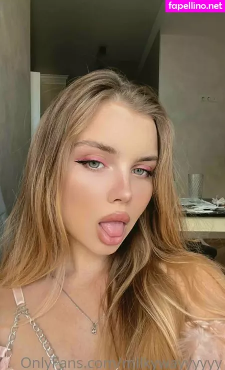 Tiiiiits Queen OnlyFans Thumbnail #FQLDm8kT5k