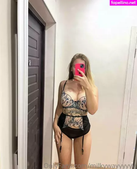 Tiiiiits Queen OnlyFans Thumbnail #VYjYHrZGZF