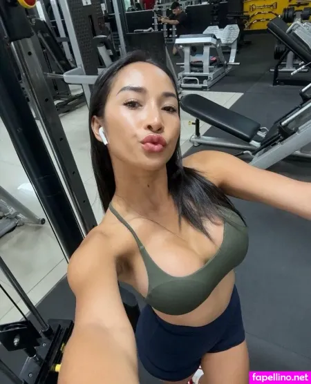 Tikathai OnlyFans Thumbnail #QzgQR4hTjz