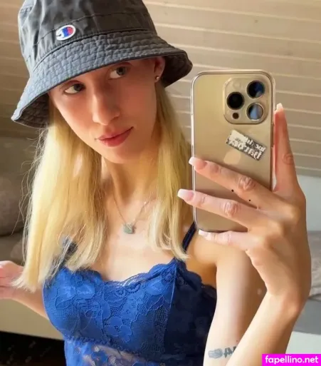 Tiktaknicole OnlyFans Thumbnail #JMJVy2cTae