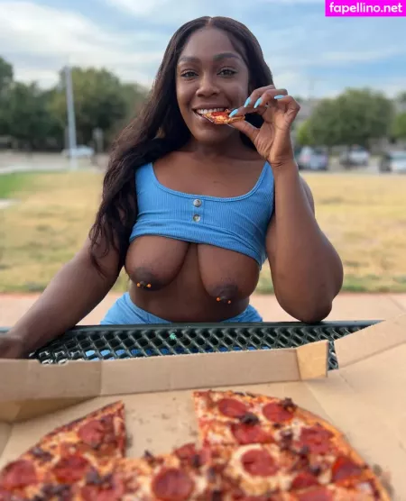 Tila Totti OnlyFans Thumbnail #7gUIUAbq0x