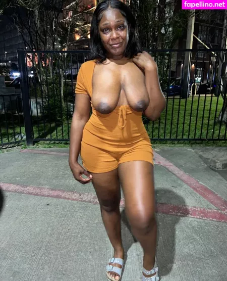 Tila Totti OnlyFans Thumbnail #xhjT7WaW75