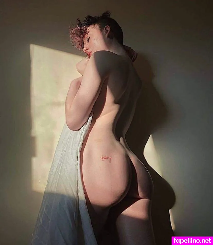 tillietaylor, tillytaylor_makeup Nude Leaked OnlyFans Photo #3As10s2t2I