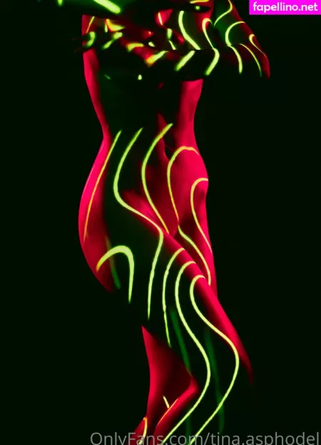 Tina Asphodel OnlyFans Thumbnail #1iGOGMS4il
