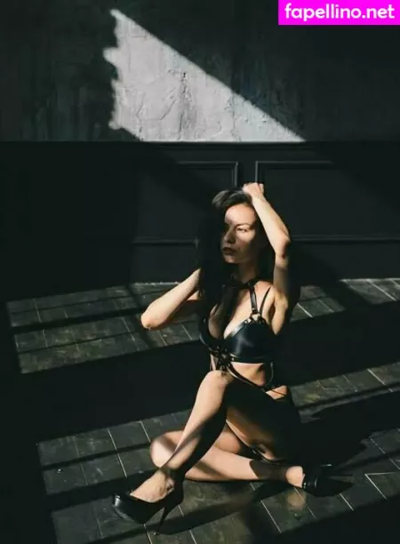 Tina Asphodel OnlyFans Thumbnail #W4RwCHxZLR