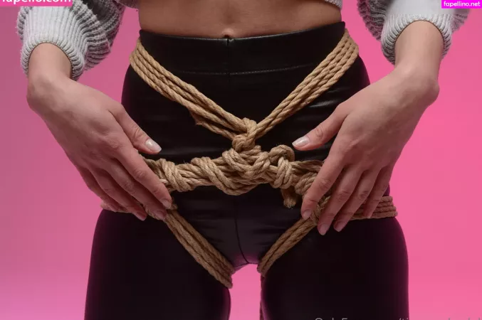 Tina Asphodel OnlyFans Thumbnail #lV0aQA560B