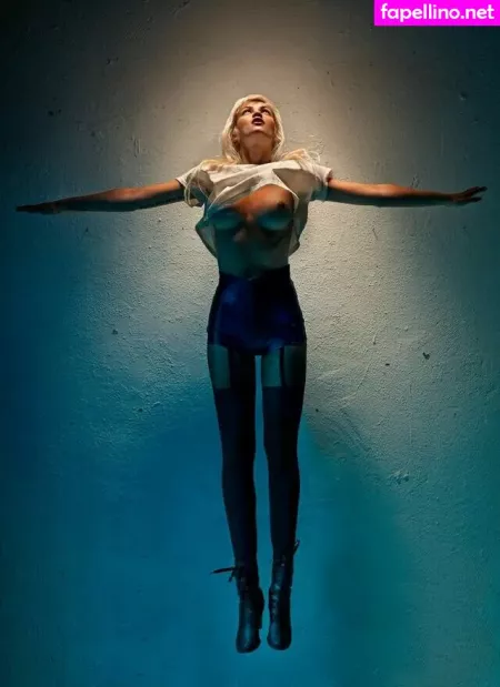 Tina Dubrosky OnlyFans Thumbnail #LQhHGLoged