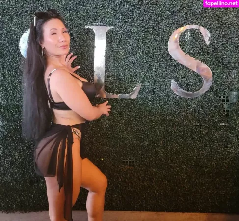 Tina Kham OnlyFans Thumbnail #FLc2TaNNIW