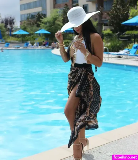 Tina Le OnlyFans Thumbnail #49yOvq2H1K