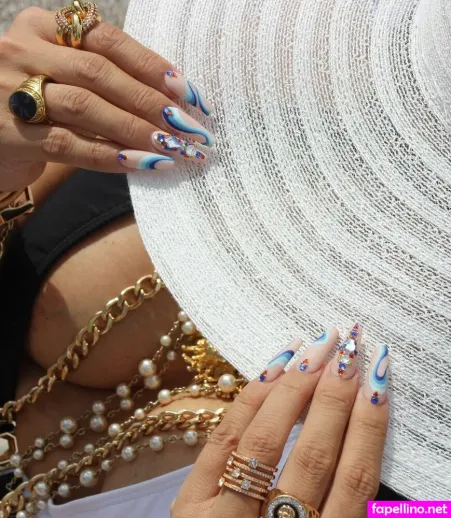 Tina Le OnlyFans Thumbnail #jD4XOxUgWN