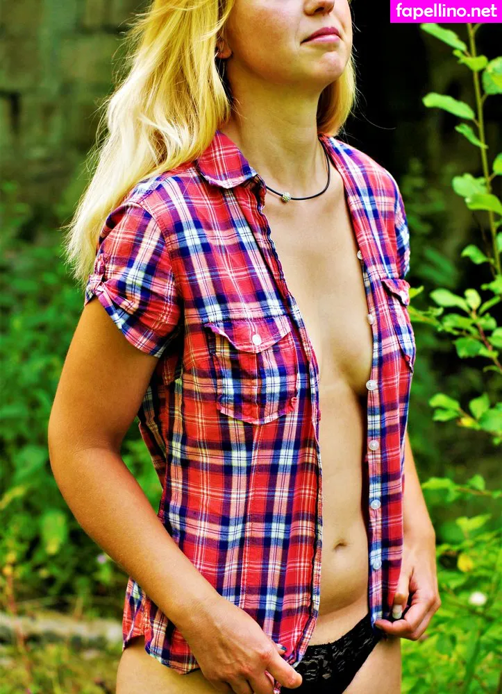 Tina LÃ¶ffler Nude Leaked OnlyFans Photo #2UTNuWbq3M