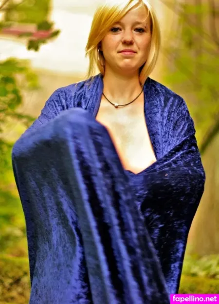 Tina Lffler OnlyFans Thumbnail #mMQXPzyCsp