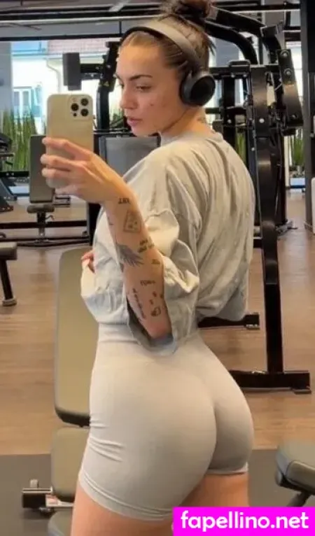 Tina Neumann OnlyFans Thumbnail #1PrNV70uNt