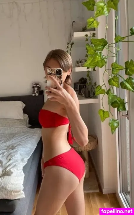 Tina Neumann OnlyFans Thumbnail #rE12x9Kg31