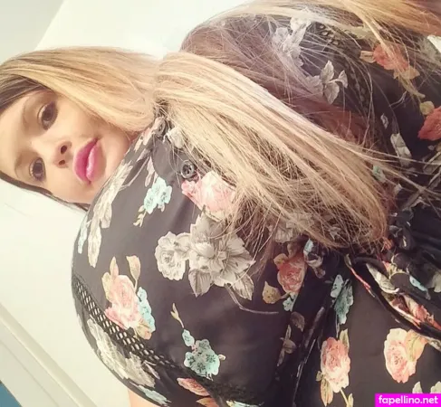 Tina Siracusa OnlyFans Thumbnail #0c5VCD7x8W
