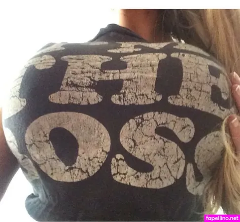 Tina Siracusa OnlyFans Thumbnail #kqklukd9mE