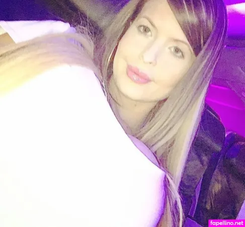 Tina Siracusa OnlyFans Thumbnail #u42S6h0XsC