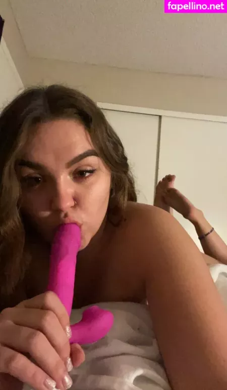 Tinabeeeean OnlyFans Thumbnail #qQqk9x4dXV
