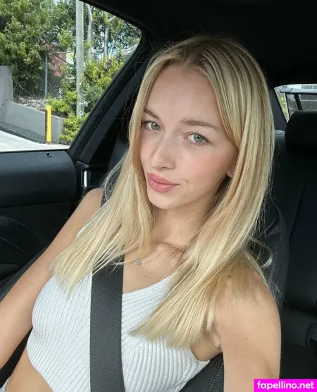 Tinabellee OnlyFans Thumbnail #FVUb3M3ErS