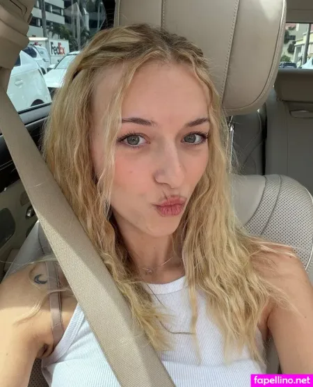 Tinabellee OnlyFans Thumbnail #XeaO9Gea2x