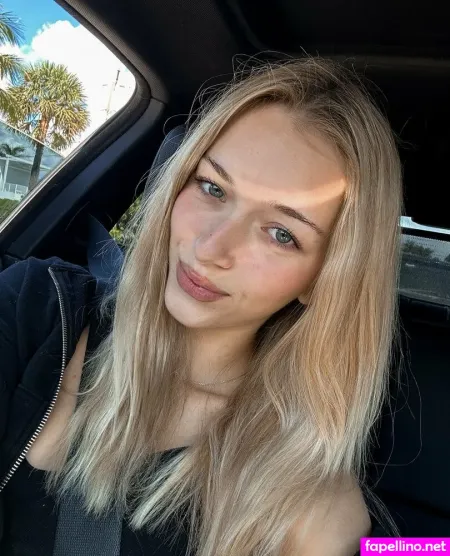 Tinabellee OnlyFans Thumbnail #bN3X2cZnUu