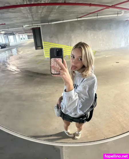 Tinabellee Main Profile Photo