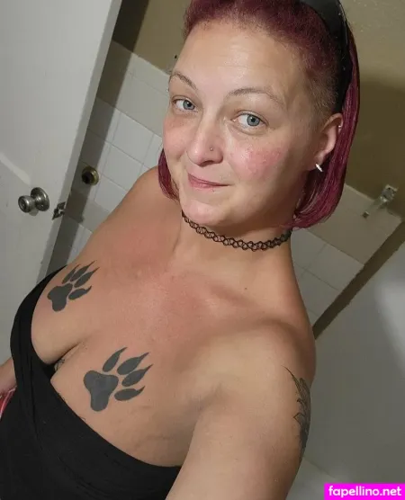 Tinaclawz0623 OnlyFans Thumbnail #nEx3sEGLA0