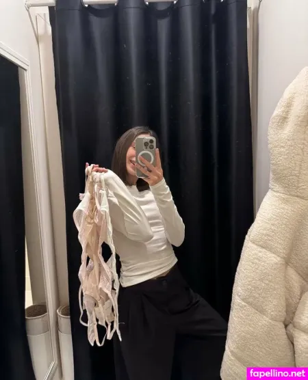 Tinaember OnlyFans Thumbnail #e9SkvDtjlk