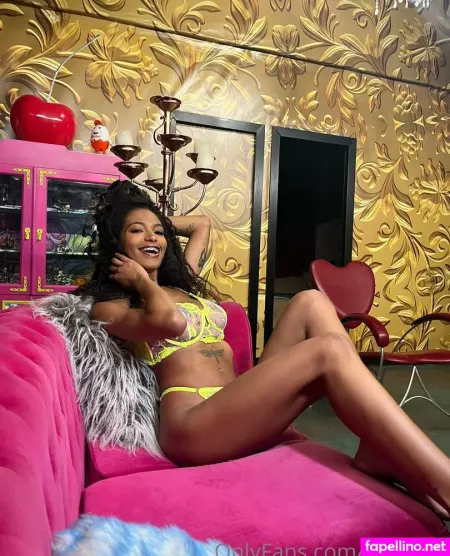 Tinafirexxx OnlyFans Thumbnail #qIzZ9GRXuv