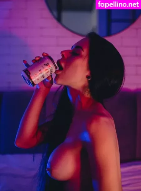 Tinakross OnlyFans Thumbnail #P2mS0XJ7aj