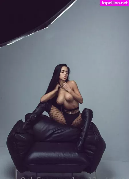 Tinakross OnlyFans Thumbnail #fxm8kAZiTI