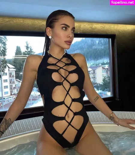 Tinamayer OnlyFans Thumbnail #S907Ar3Uow