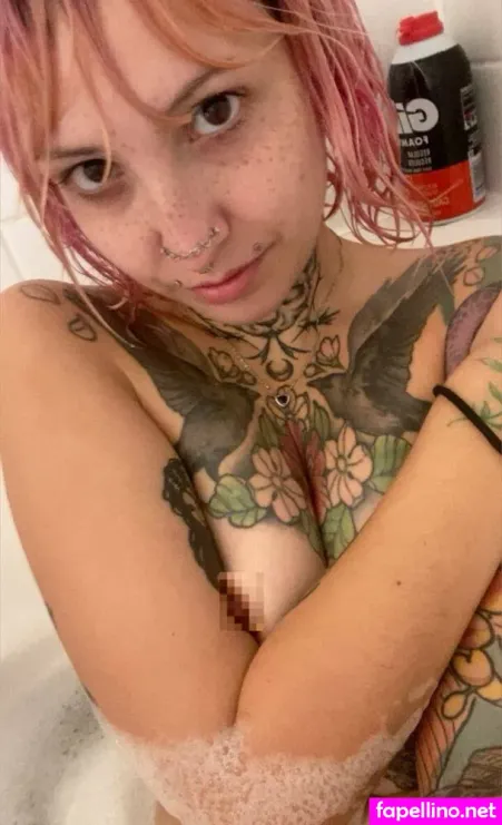 Tinasmallsfree OnlyFans Thumbnail #oT0SFVTgIP