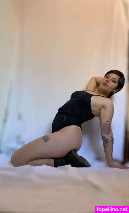 Tinastoner OnlyFans Thumbnail #MoYXZb8sO5