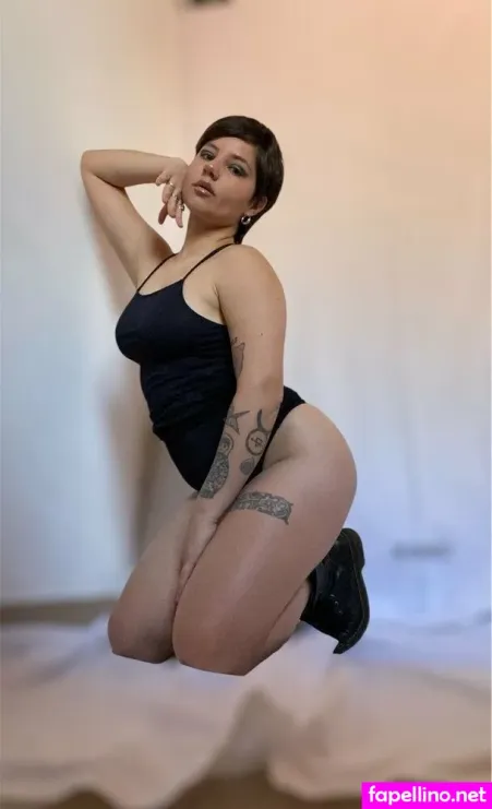 Tinastoner OnlyFans Thumbnail #NEEzUAZRjs
