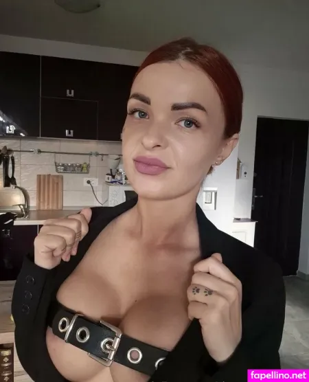 Tinavalentinaex OnlyFans Thumbnail #ilkIuFNCWc