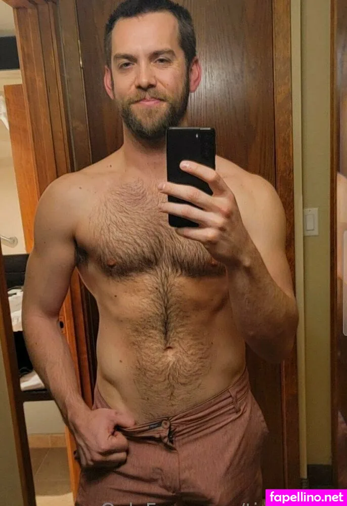 tindertom Nude Leaked OnlyFans Photo #APIYSSAbCK