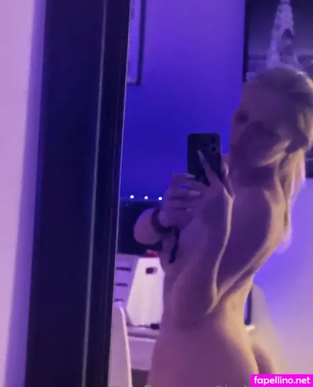 Tindrasmilyy OnlyFans Thumbnail #yOs0zVUJyE