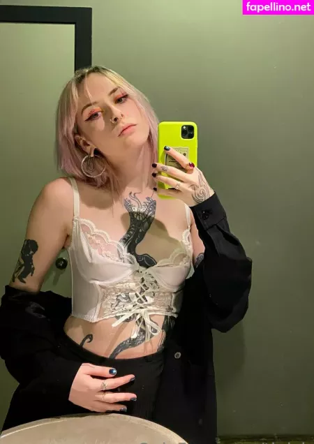 Tinich OnlyFans Thumbnail #wdDVfxwTM0