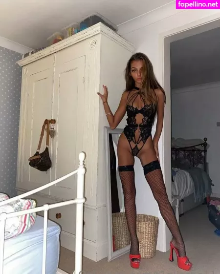 Tinkerbell230 OnlyFans Thumbnail #Fqh2NcbFTX