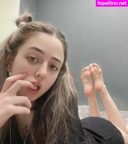 Tinnypieee OnlyFans Thumbnail #qeXPuqrr7V