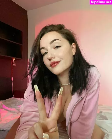 Tinnysofi OnlyFans Thumbnail #VRYsXTWO3h